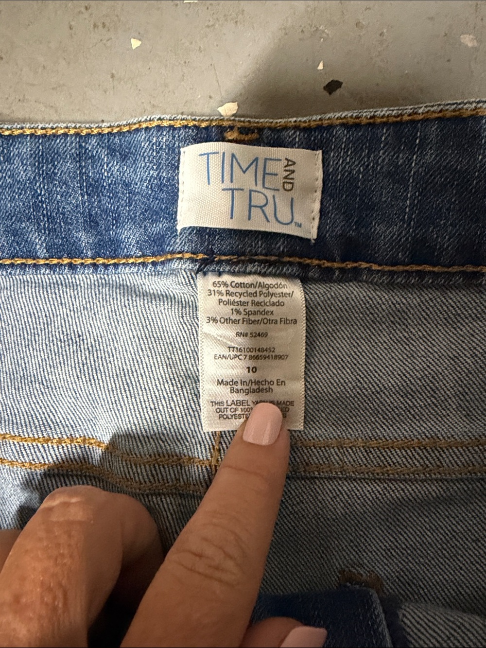 Time and Tru Wide-Leg Cuffed Blue Jeans - Picture 2 of 4
